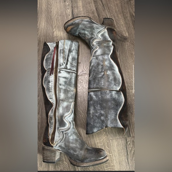 Freebird - Picture 4 of 7